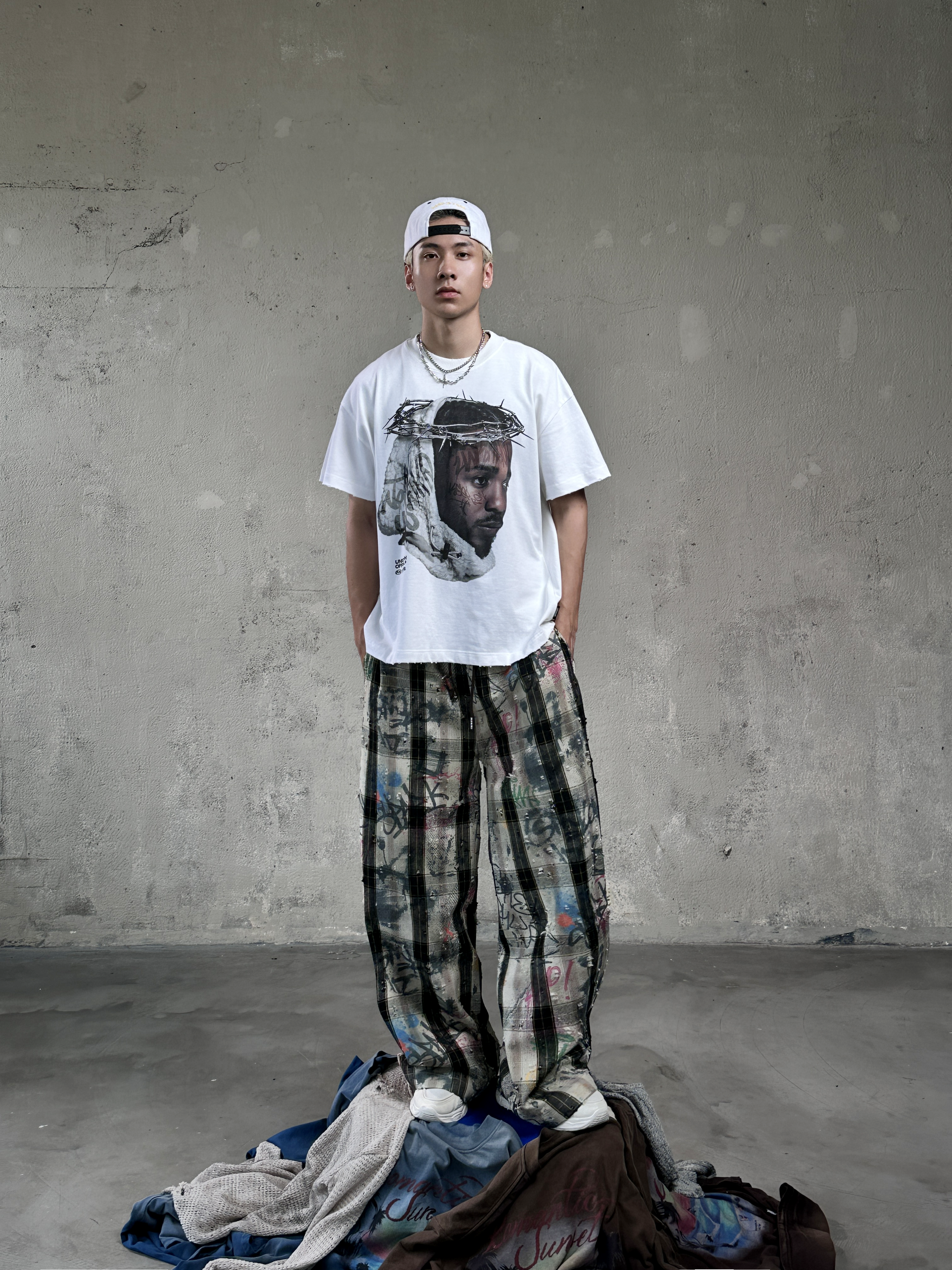 LAZZY PANTS  -  Graffiti